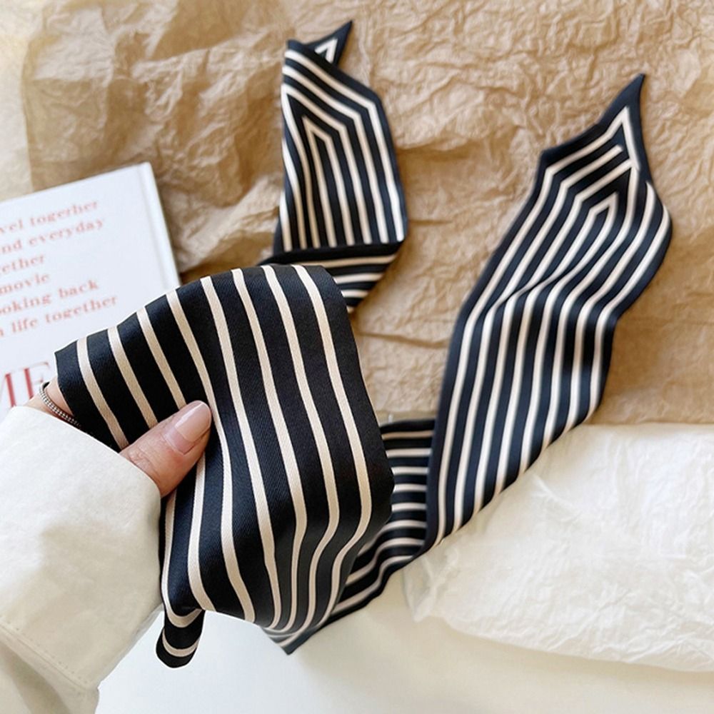 Elegancka francuska apaszka w  – Silk Tie Striped recenzja i cena