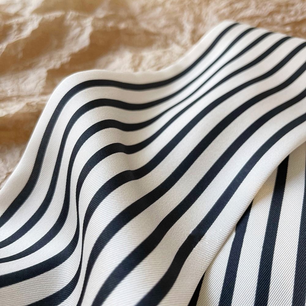 Elegancka francuska apaszka w  – Silk Tie Striped recenzja i cena