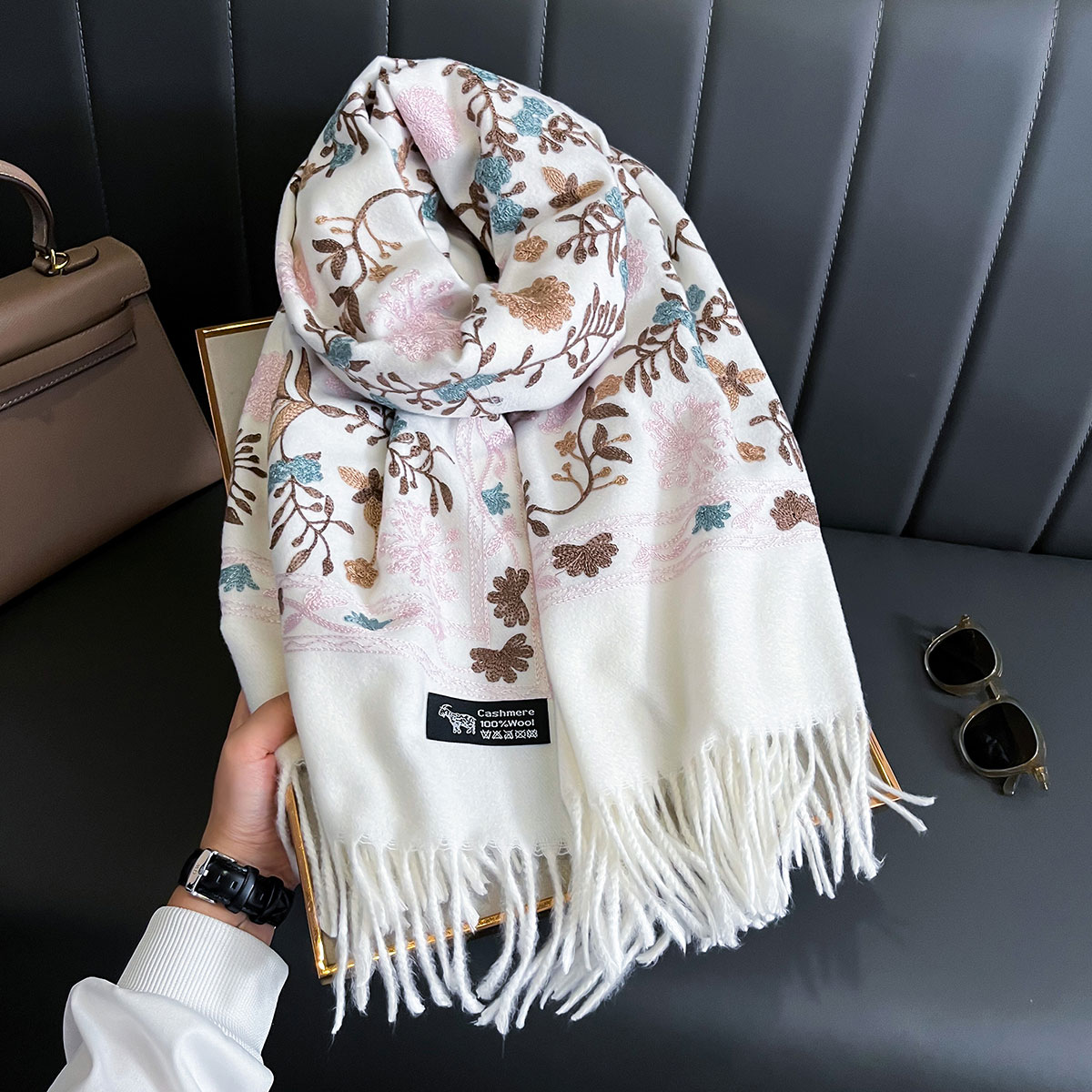 Nowy Zimowy Ciepły Szal Kaszmi – Woven Scarf Blanket recenzja i cena
