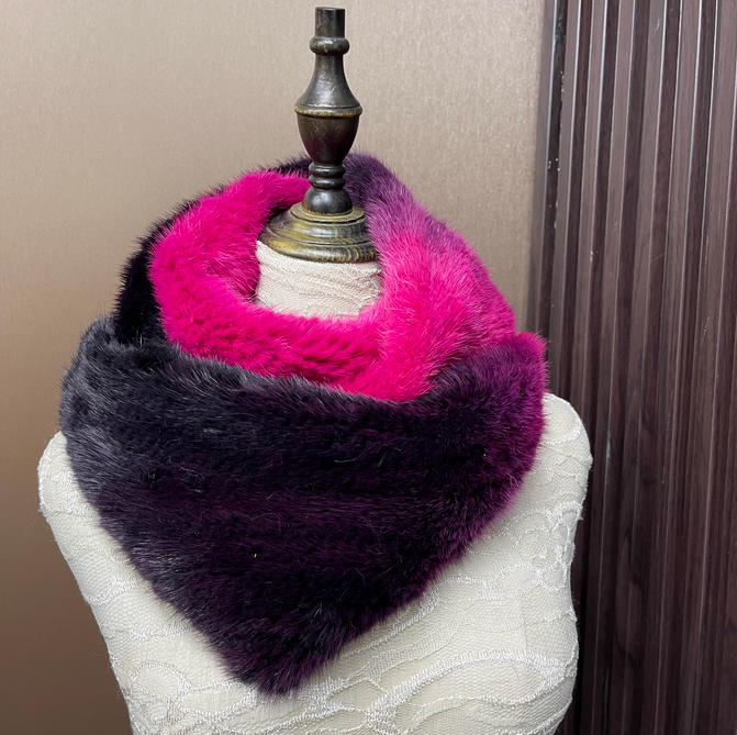 Szal z prawdziwego futra norek – Infinity Scarf Knit recenzja i cena