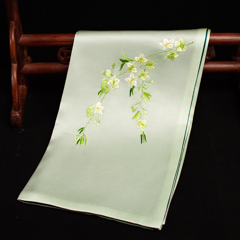 Czysta jedwabna apaszka z haft – Silk Neck Scarf recenzja i cena