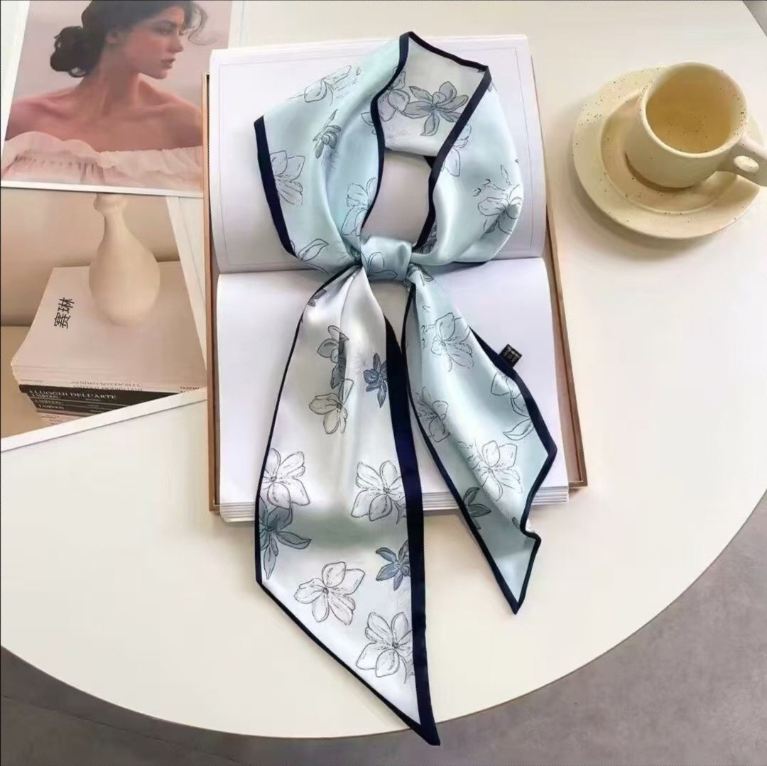 Luksusowa jedwabna apaszka dam – Silk Tie Striped recenzja i cena