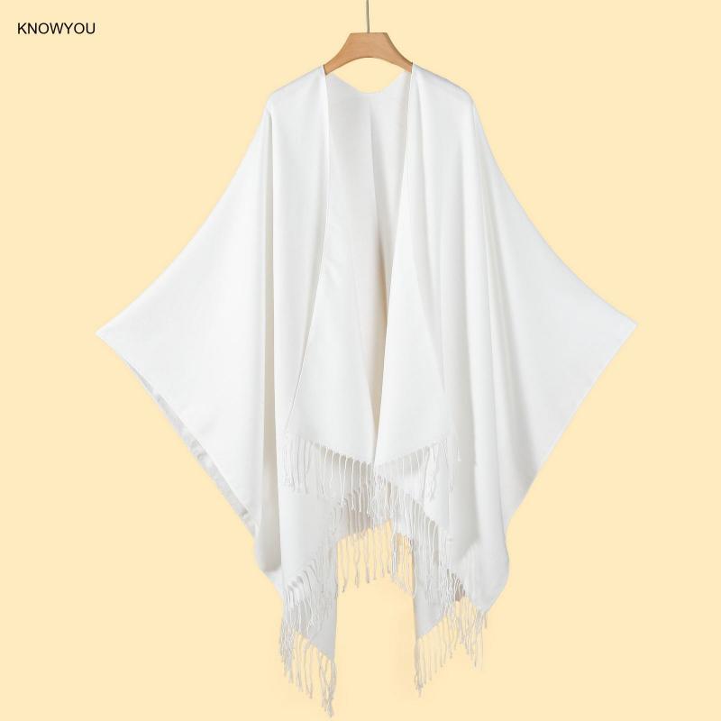 Jednokolorowe poncza mężczyźni – Muffler Men Wool recenzja i cena