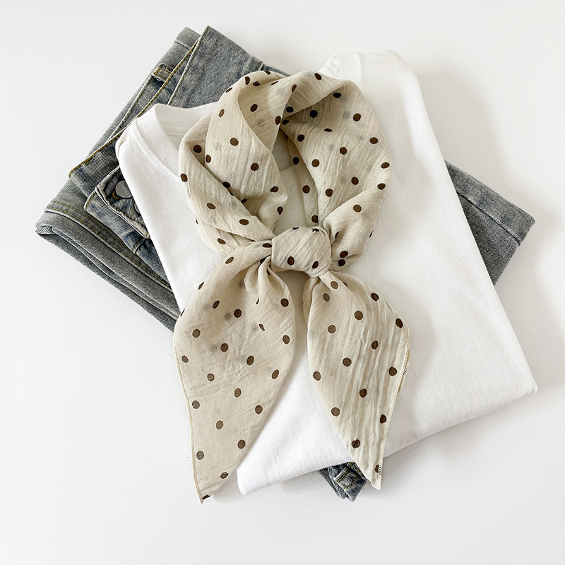 Nowa, jednokolorowa kwadratowa – Bandana Cotton recenzja i cena
