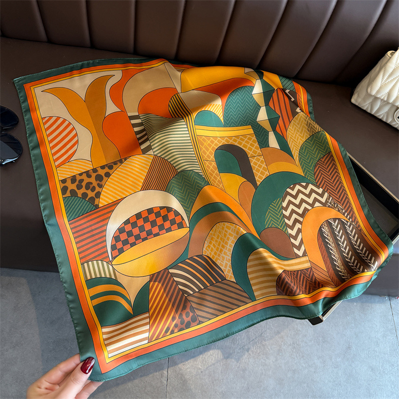 Jedwabne apaszki damskie z now – Ascot Neck Scarf recenzja i cena